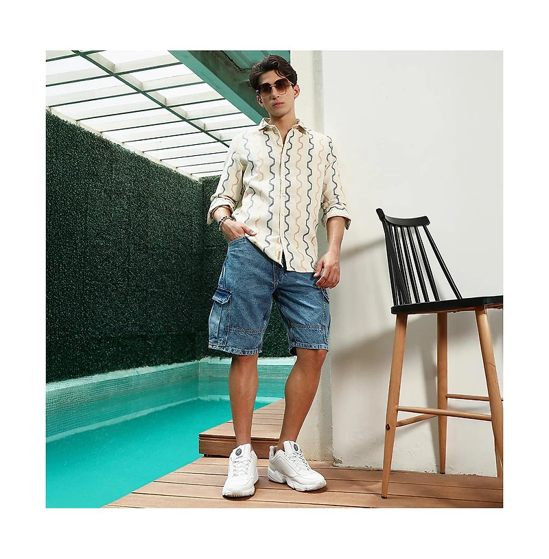 Campus Sutra Men's Off White Zigzag Pattern Full Sleeve Cotton Blend Shirt