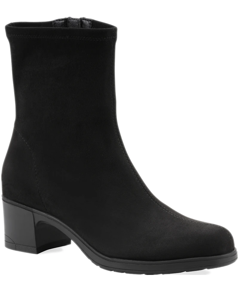 Cliffs by White Mountain Women's Huda Block Heel Bootie
