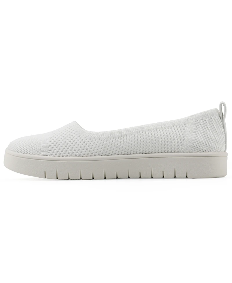 White Mountain Women's Naveen Fom Slip-on Sneaker