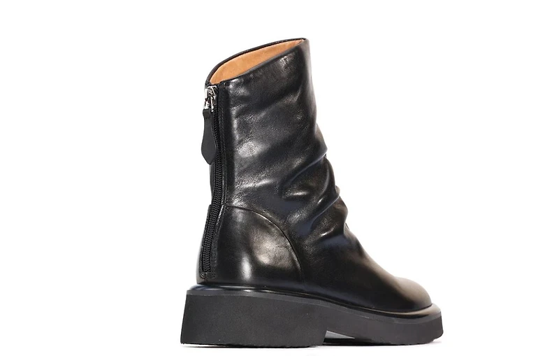 Eos Footwear Women's Theonie Boot