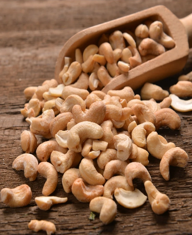 Alder Creek Gift Baskets Holiday Jumbo Cashews, 14 oz.