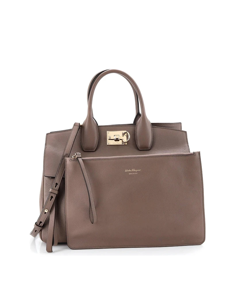 Pre-Owned Salvatore Ferragamo Medium Studio Satchel Leather