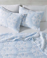 Linery & Co. Winter-Themed Snowflake Matelasse Quilt Set with Shams