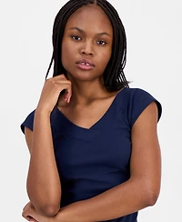 Hippie Rose Juniors' Wide-Double-v-Neck Short-Sleeve Top