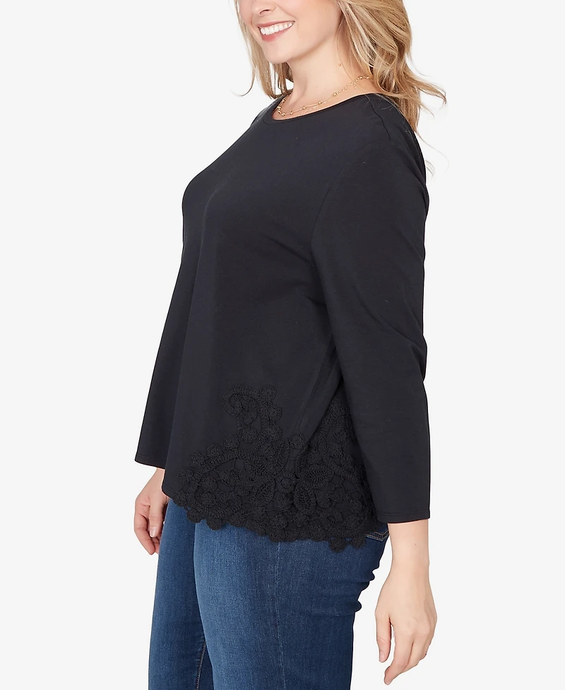 Ruby Rd. Plus Crochet Crew Neck Applique Stretch Knit Top