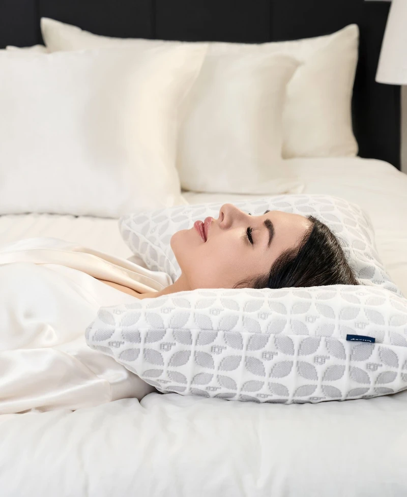 Blissy Signature Crescent Adjustable Pillow