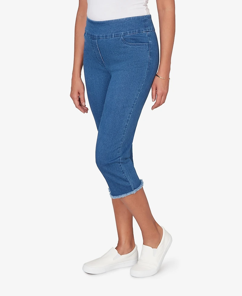 Alfred Dunner Petite Classic Super Stretch Denim Fringe Capri Pants