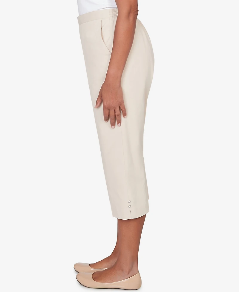 Alfred Dunner Petite Classic Solid Twill Button Hem Capri Pants