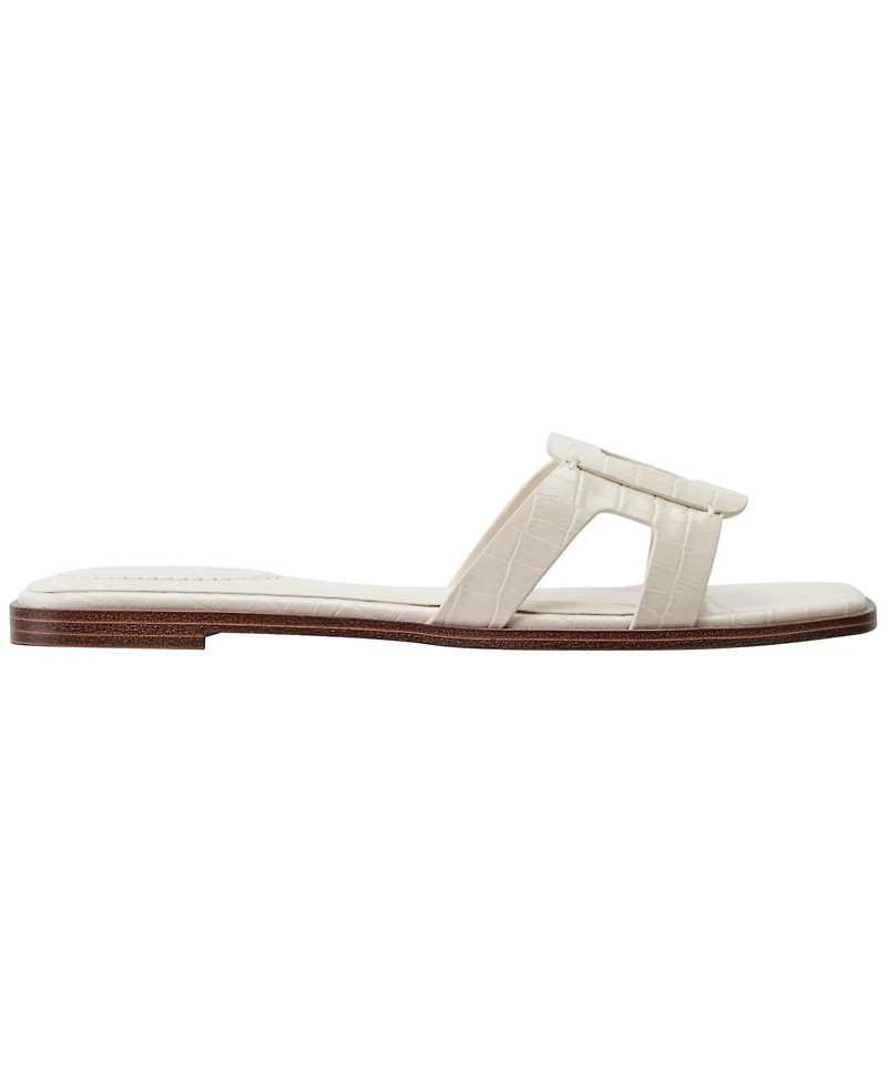 Bandolino Women's Vienma Square Toe Flat Sandals