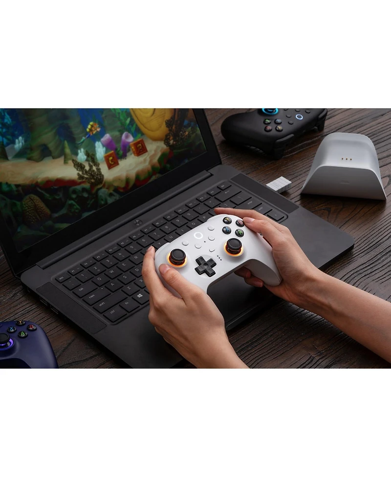 8BitDo Ultimate 2 Wireless Controller with Hall Effect Triggers, Tmr Joysticks and Integrated Charging Dock - White - 81HE01