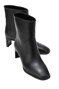 Forever & Always Women's Shoes Nordy Leather Boot