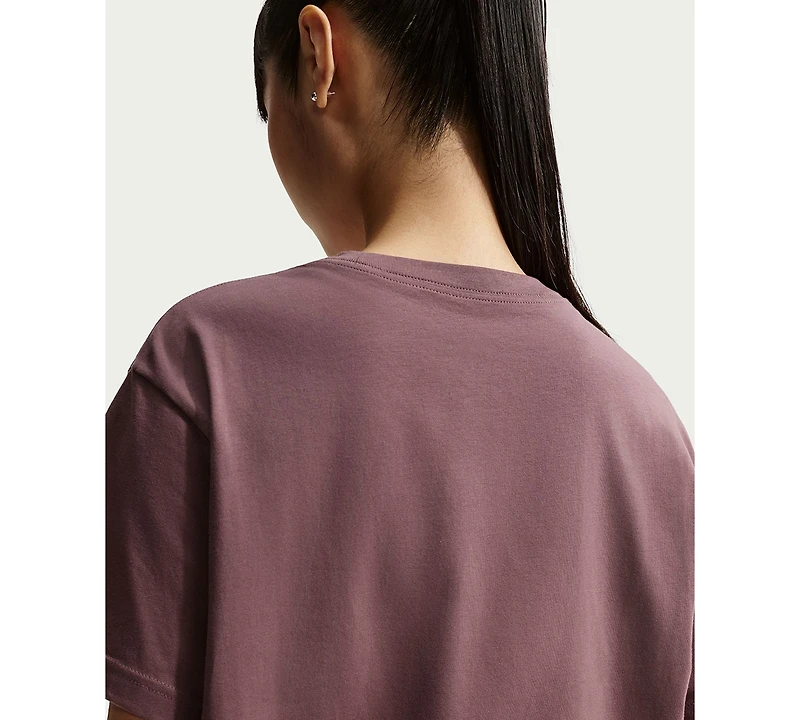 Nike Women's Sportswear Crewneck T-Shirt