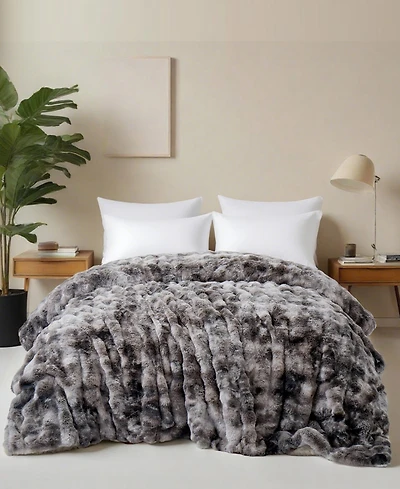 Unikome Fluffy and Plush Down Alternative Comforter