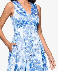 Betsy & Adam Women's Floral Printed V-Neck Gown