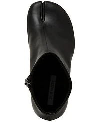 Steve Madden Women's Caro Split-Toe Cylinder Heel Booties