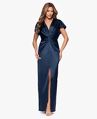 Xscape Women's Short Sleeve V-Neck Ball Gown