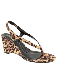 BCBGeneration Women's Serenity Wedge Sandal