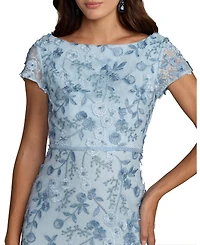 Mac Duggal Petite Floral Applique Boat Neck Short Sleeve Gown