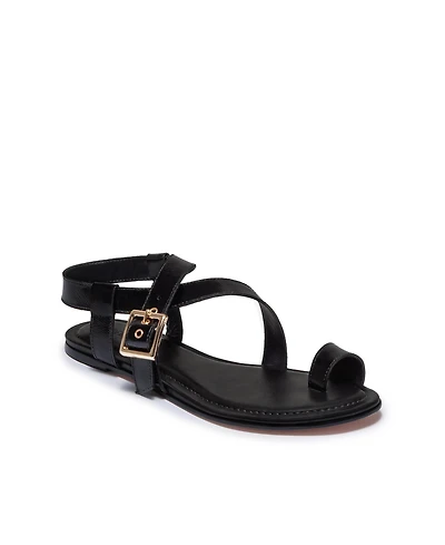 Bernardo Footwear Hartshorn Toe Ring Sandal