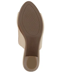 Jessica Simpson Women's Shelbie Block Heel Platform Mules