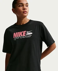Nike Women's Loose-Fit Crew Neck T-Shirt