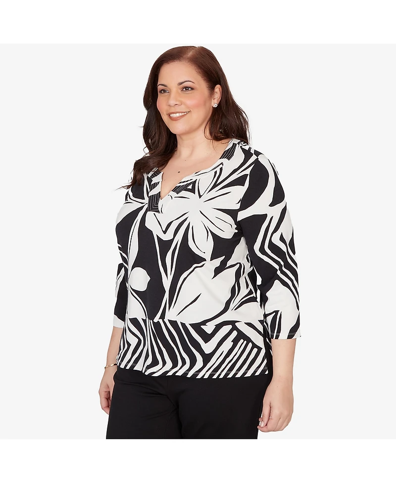 Alfred Dunner Plus Crowd Pleaser Dramatic Abstract Floral Split Neck Top