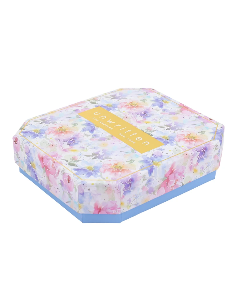 Unwritten Cubic Zirconia and Mother of Pearl Mom Clover Pendant Necklace with Earring Set