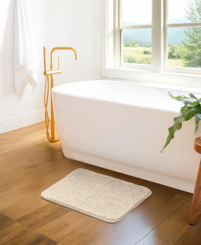 ienjoy Home Plush Absorbent Bath Mat, 24" x 17"