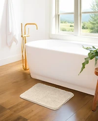 ienjoy Home Plush Absorbent Bath Mat, 24" x 17"