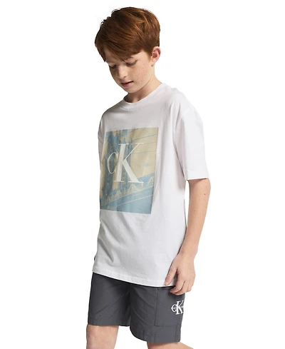 Calvin Klein Boys' 8-20 Brooklyn Bridge Crewneck T-Shirt