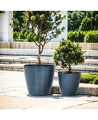 LuxenHome 2-Piece Tapered Round Plastic Planters Set