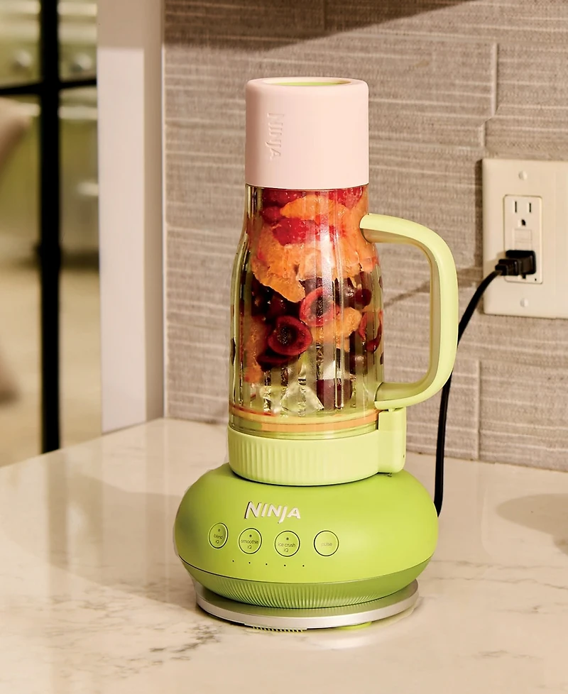 Ninja BlendBoss Tumbler Blender