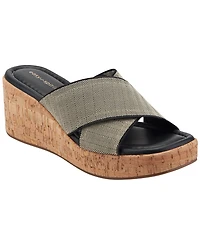Easy Spirit Women's Fawn Slip-On Platform Sandals