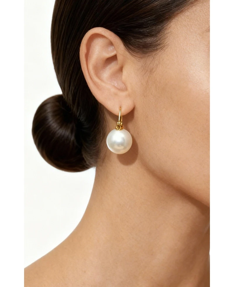 Retro Chic Pearl Earrings