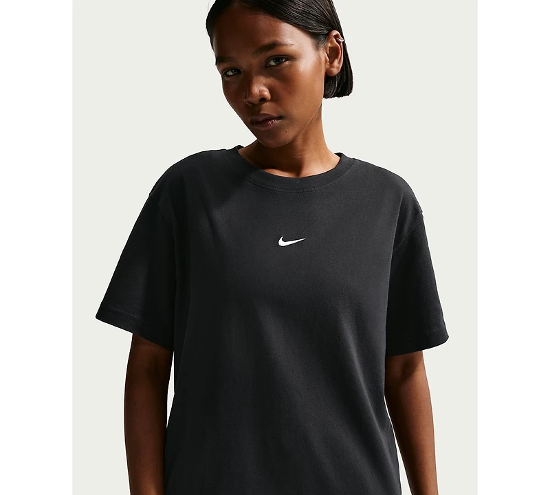 Nike Women's Sportswear Crewneck T-Shirt
