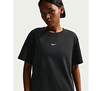 Nike Women's Sportswear Crewneck T-Shirt