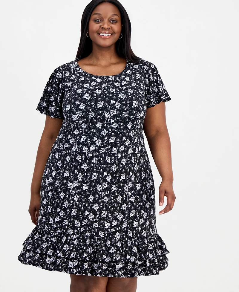 Connected Plus Round-Neck Short-Sleeve Dress