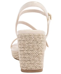 Jones New York Women's Harisyn Round Toe Wedge Sandals