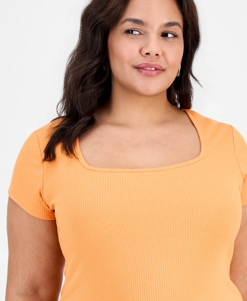 Full Circle Trends Trendy Plus Short-Sleeve Square-Neck Bodycon Dress