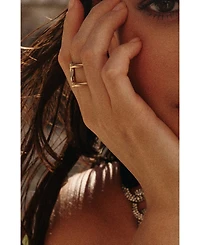 Retro Chic Colosseum Ring