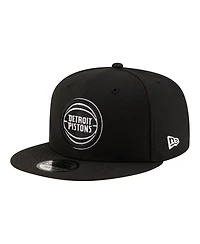 New Era Men's Black/White Detroit Pistons Team 9FIFTY Snapback Hat