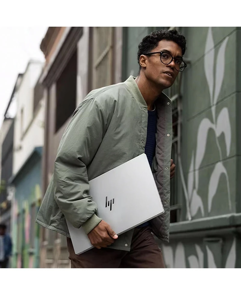 Hp OmniBook 7 17.3" Traditional Laptop Intel Core Ultra 7 32GB Ram Intel Arc 140V 1TB Ssd Storage Windows 11 Home 60Hz