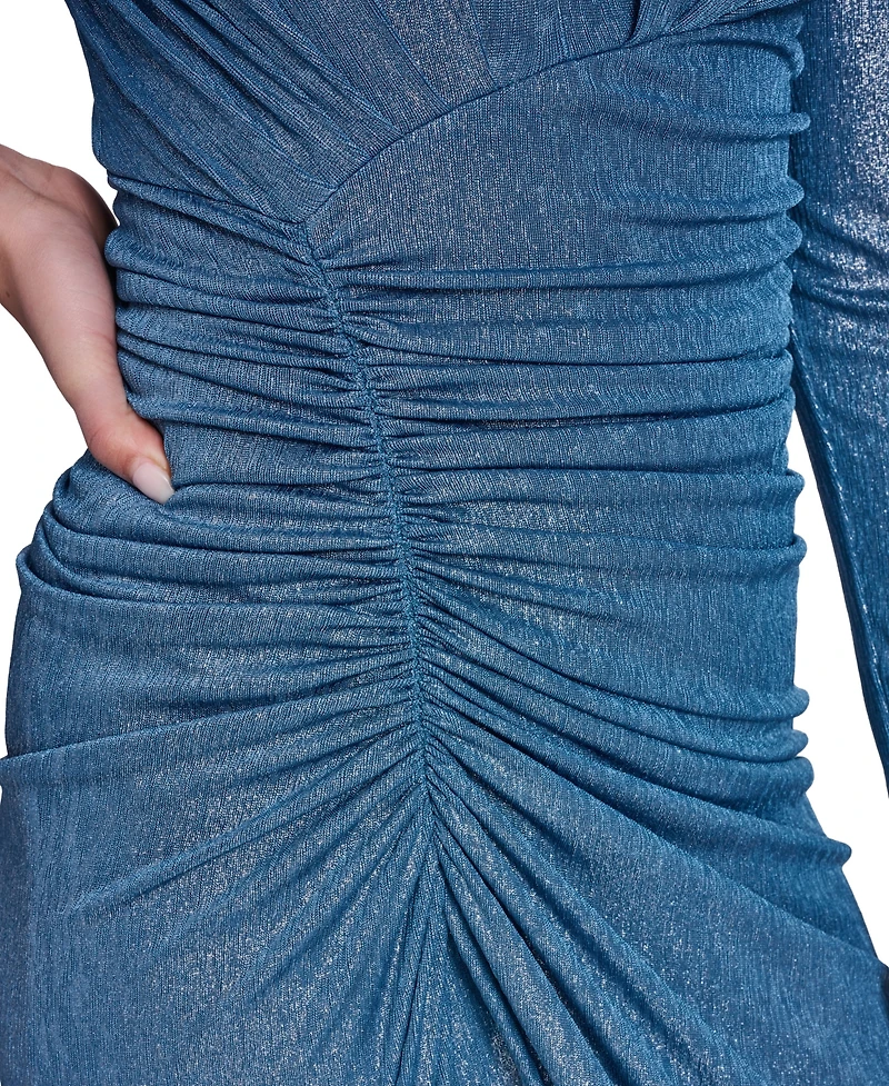 Jessica Howard Petite Long-Sleeve V-Neck Gown