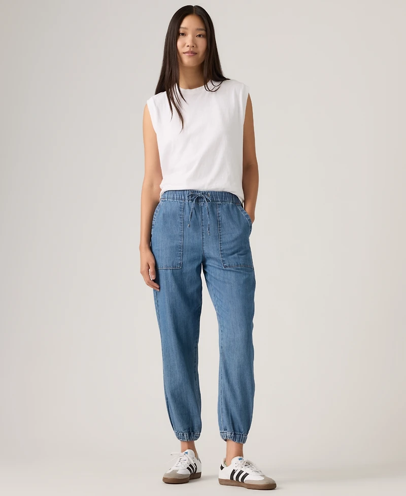 Levi's Women's Essential Mid-Rise Jogger Pants