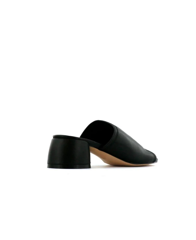 Eos Footwear Women's Fio Sandal