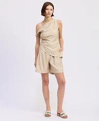 En Saison Women's Selma Mid-Rise Pleated Shorts