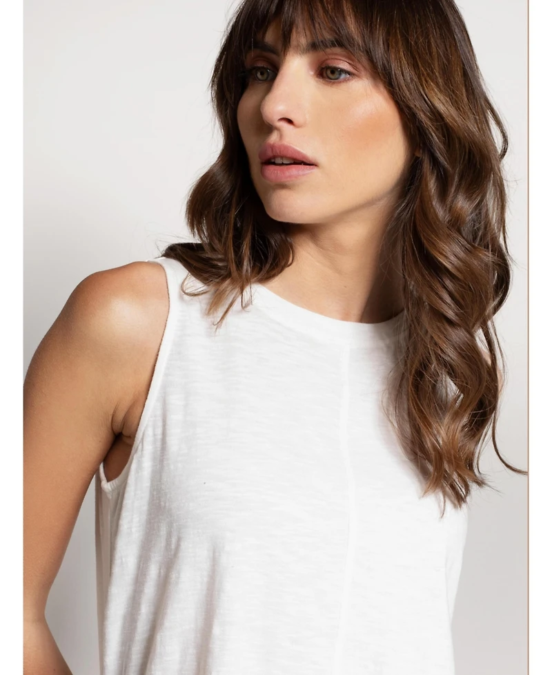 Celtic & Co. Women's Crew Neck Pleat Back Tank Top