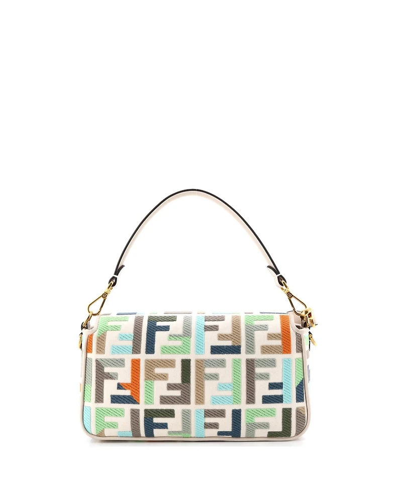 Pre-Owned Fendi Medium Baguette Nm Bag Zucca Embroidered Canvas