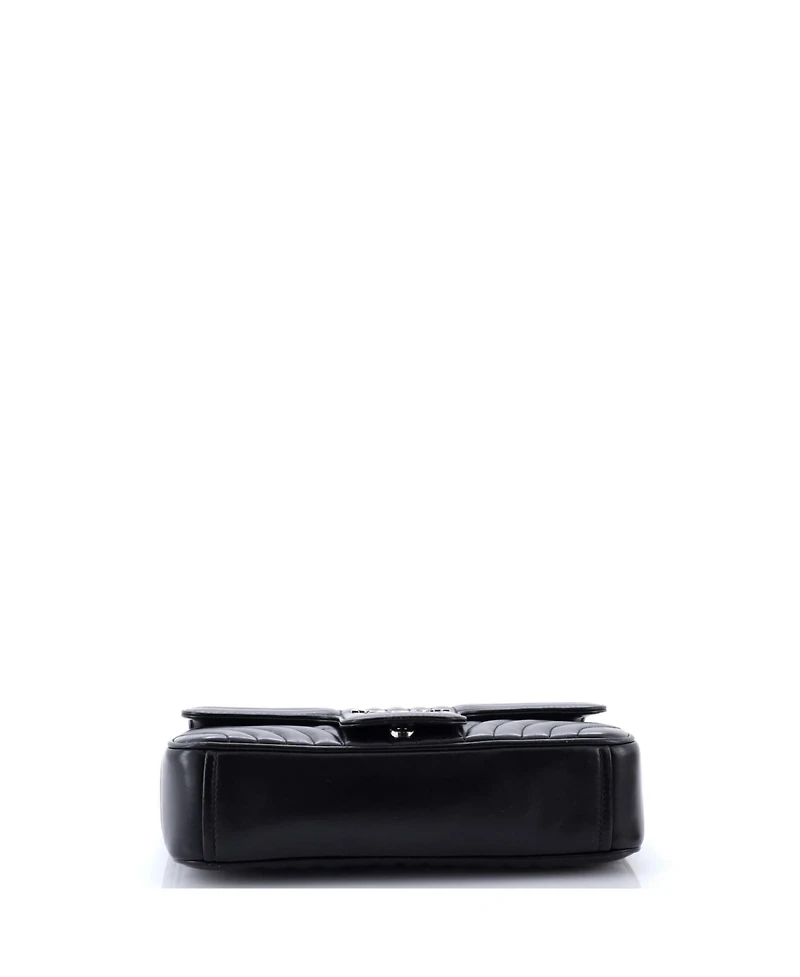 Pre-Owned Prada Medium Chain Flap Shoulder Bag Diagramme Quilted Leather