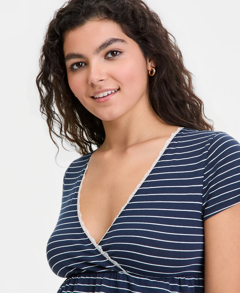 Hippie Rose Juniors' Surplice-Neck Babydoll Top